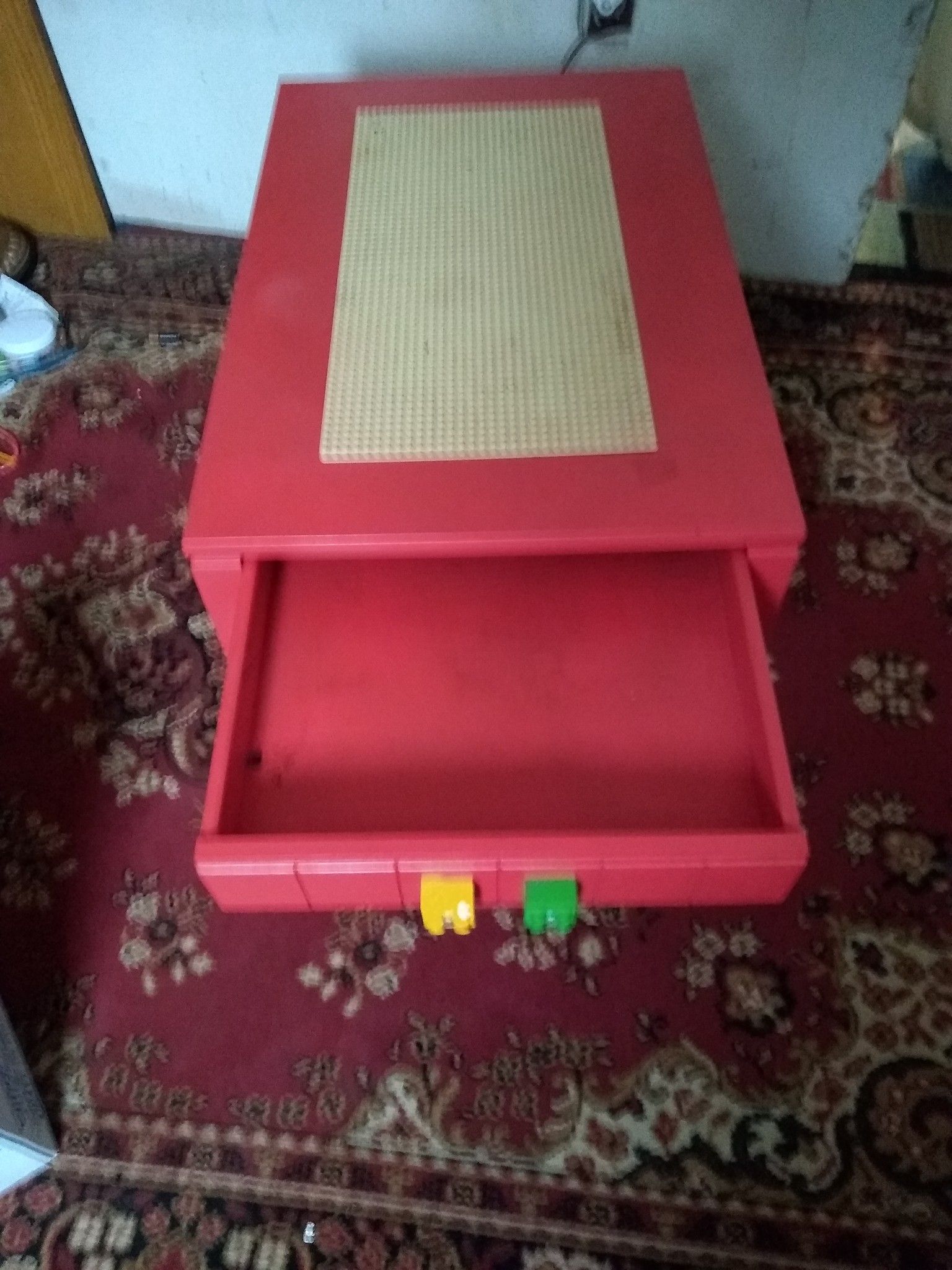 Lego table