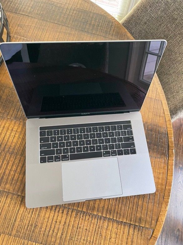 Apple Macbook Pro Working Perfect And I Just Got New One After My Wedding Anniversary So I´m Trying To Give Out Immediately Contact Me  202@@703@5861,All Products : American Fashion Style Bags On Sale