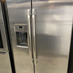 GE Stainless Steel Refrigerator