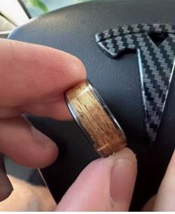 CNIck Key Ring for Tesla  size 8.5