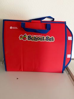Learning Resources Pretend & Play School Set