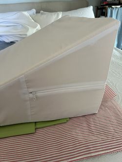 Medical Wedge orthopedic pillow