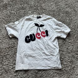 Gucci tee 