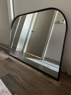 Half Arch Mirror
