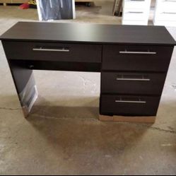 Desk- Escritorio