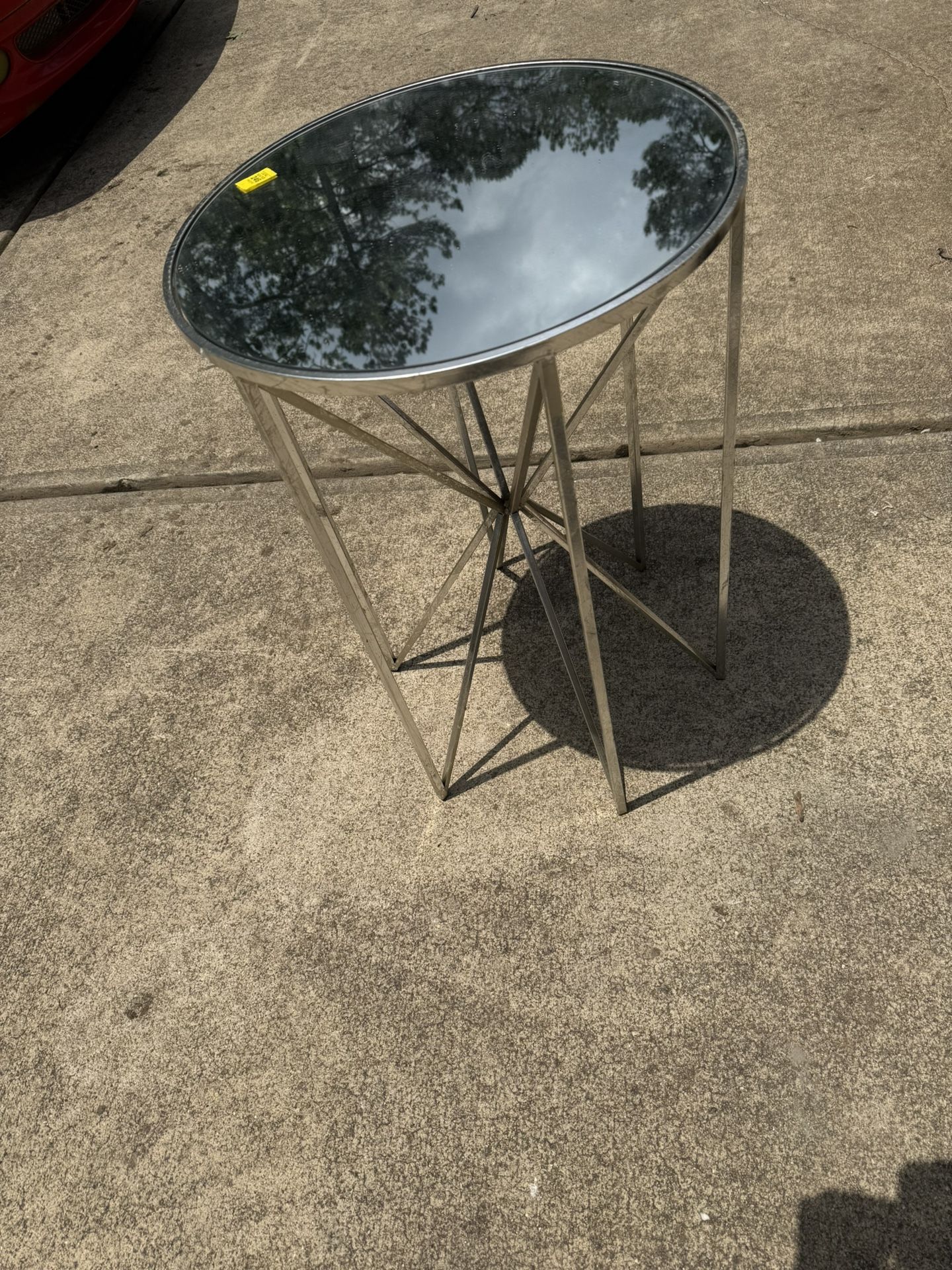 Accent Table