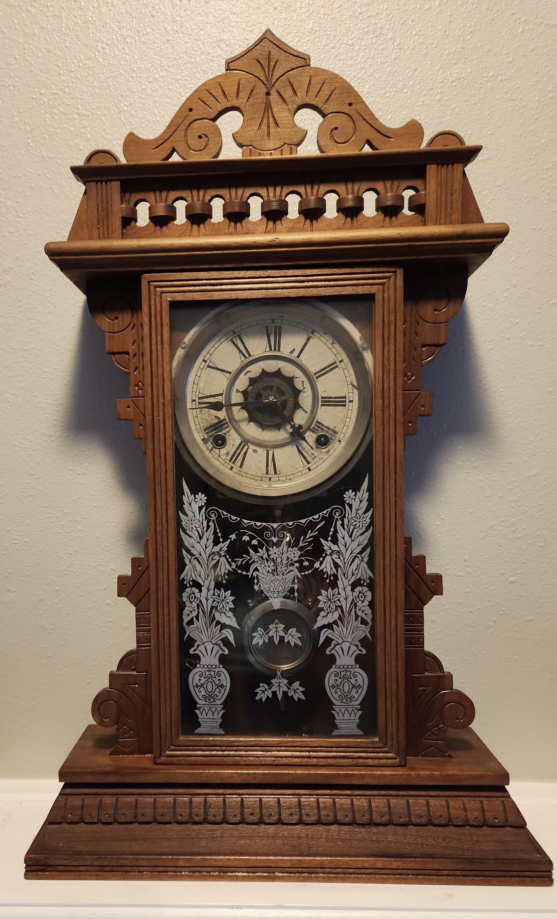 WORKING Antique Waterbury Parlor Eastlake Style Clock complete and Original