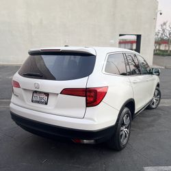 Third 3rd Row Suv Automatic Clean Title Pearl White Sun Roof Leather Toyota RAV4 Sequoia Highlander 4Runner Hr-v Cr-v Nissan Pathfinder Armanda