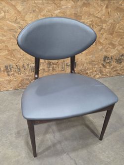 HBF Karina guest chairs