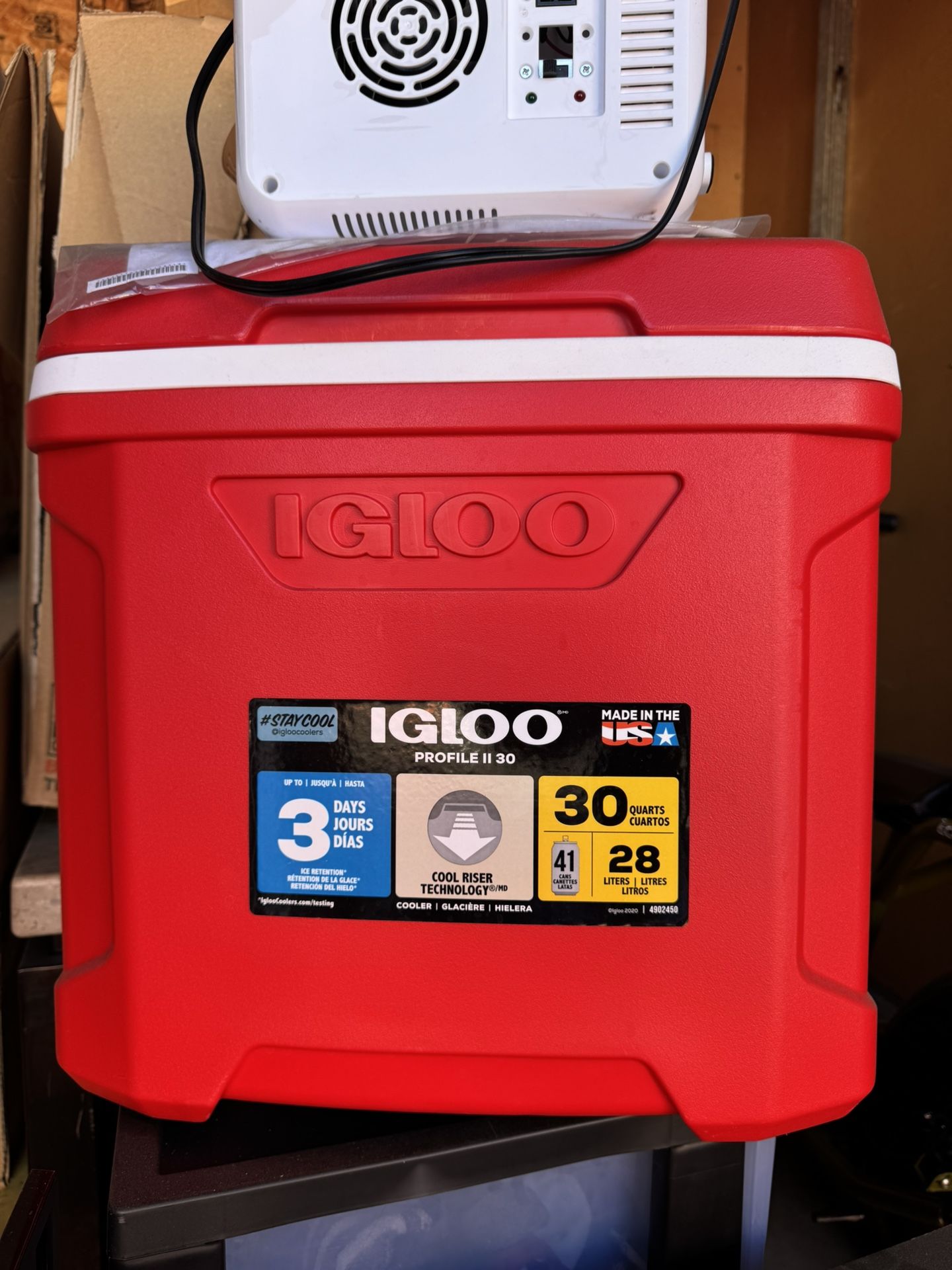 41 Can Igloo Cooler