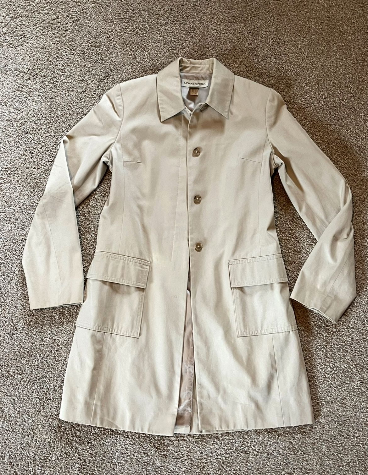 Banana Republic Trench Coat (XS)