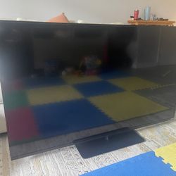 Visio Smart TV 55” 1080p LED Model E550i-B2