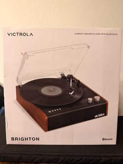 NEW Victrola Brighton Bluetooth Record Player – Unopened