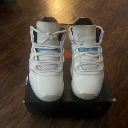 Jordan 11 Size 9 Men’s