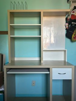 Free Ikea desk