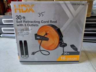 Hdx 30 foot retractable extension cord with 3 outlets