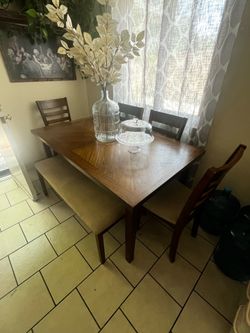 Kitchen table