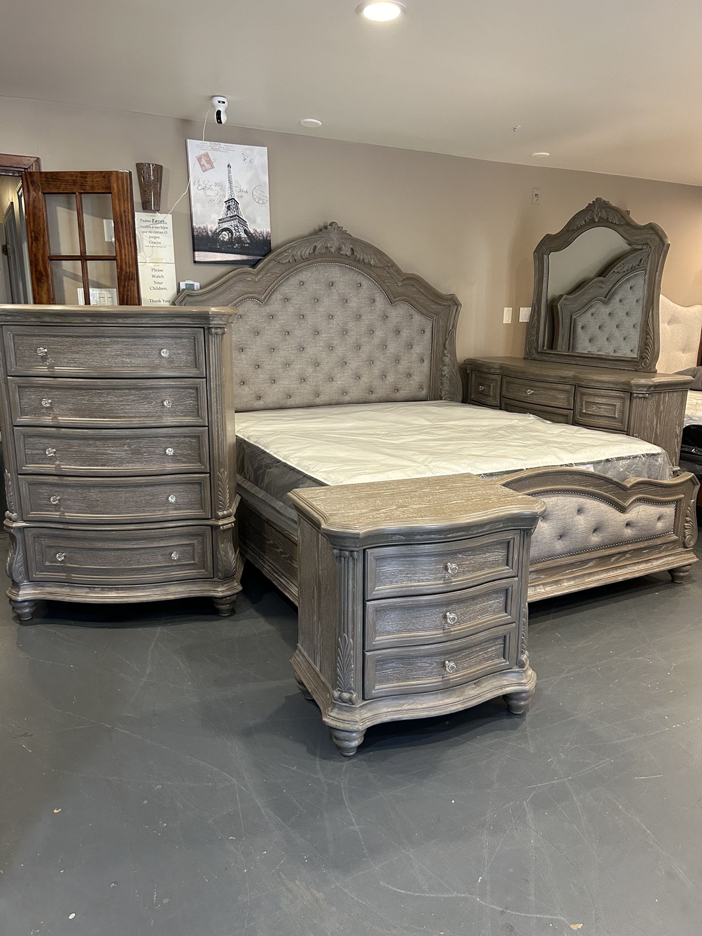 New King Bedroom Set