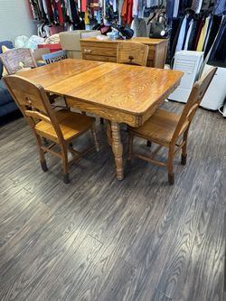 Antique Dining Table W/ 4 Chairs 30Hx57L30W