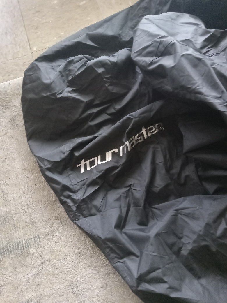 2 XL. Motorcycle Cover Good Condition $30 Each Pickup Only Cash 