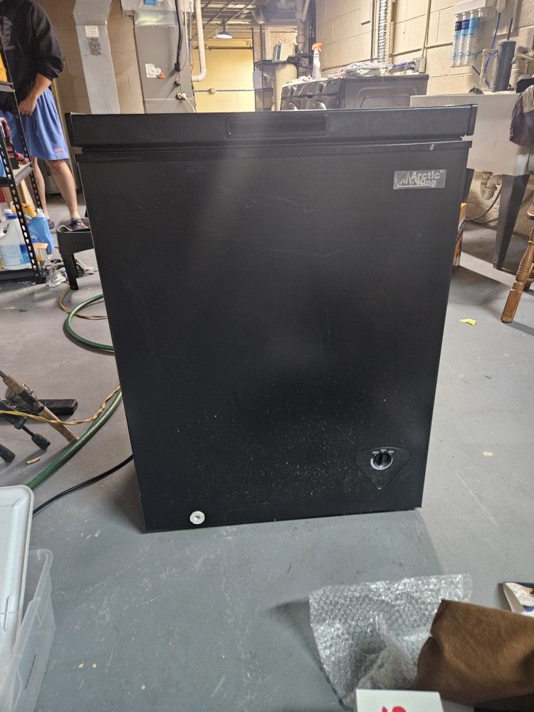 Arctic Chest Freezer