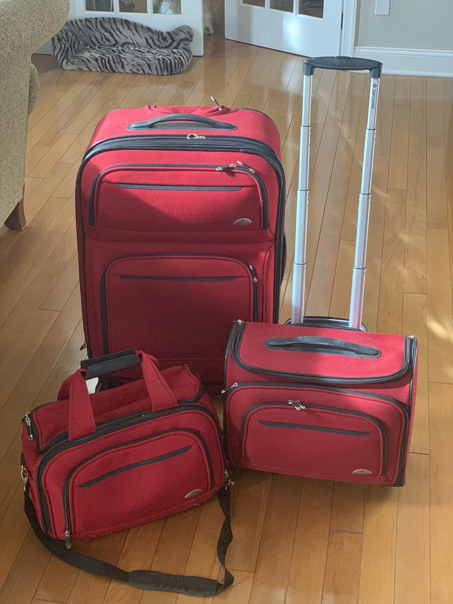 3 Samsonite Luggage and Roller Bag