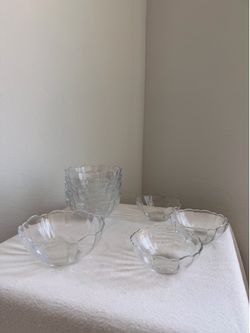 6 Piece Clear Glass Scalloped Bowl Set + 3 piece set smaller size