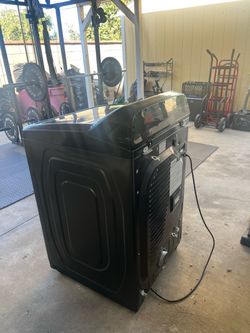 Samsung Black Front-Load Dryer
