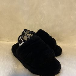 MOTHER DAY UGG SLIDE SALE $70 ❤️