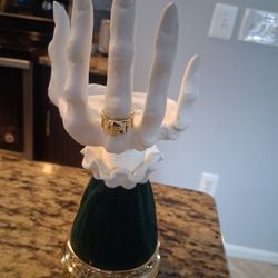 Bath & Body Works HALLOWEEN WITCH HAND Candle Holder Single Wick Pedestal 2022