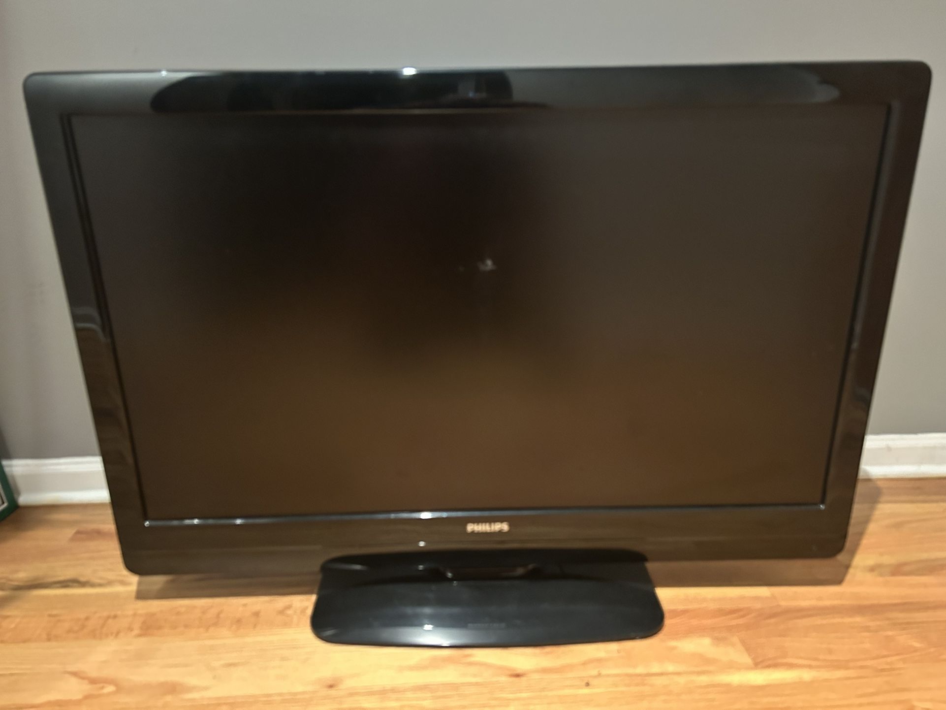 Phillips TV Approximately 45 Inch