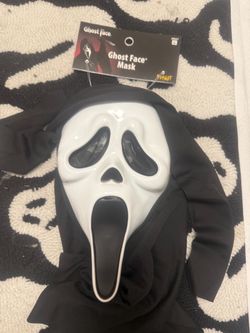 Ghostface mask