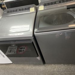 Whirlpool Washer And Dryer Set