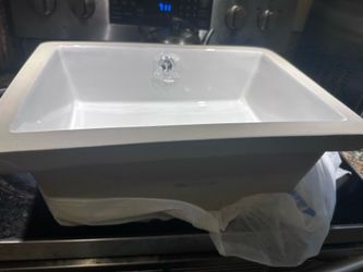Bathroom sink
