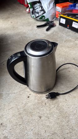 Tea pot