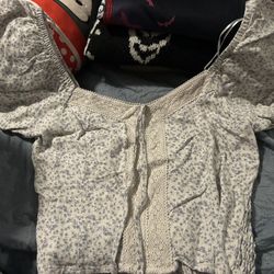 Floral Peasant Crop Top - Cottagecore Vibes