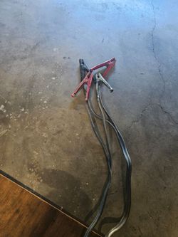Jumper cables. 10ft heavy duty