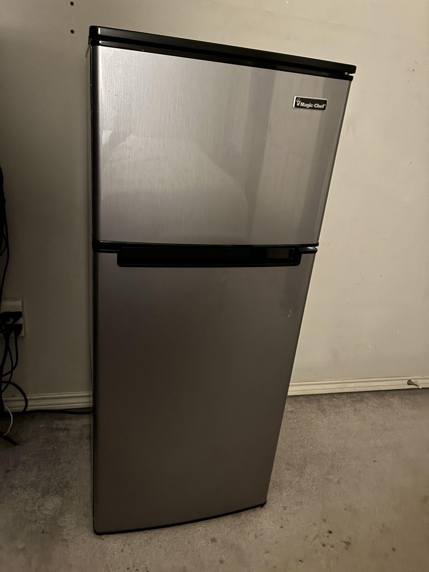 Magic Chef Refrigerator