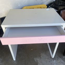 Small desk