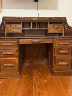 Beautiful Vintage Roll Up Desk