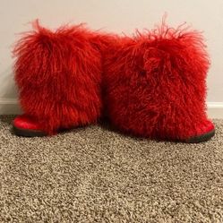 Bear paw Boot Size 8