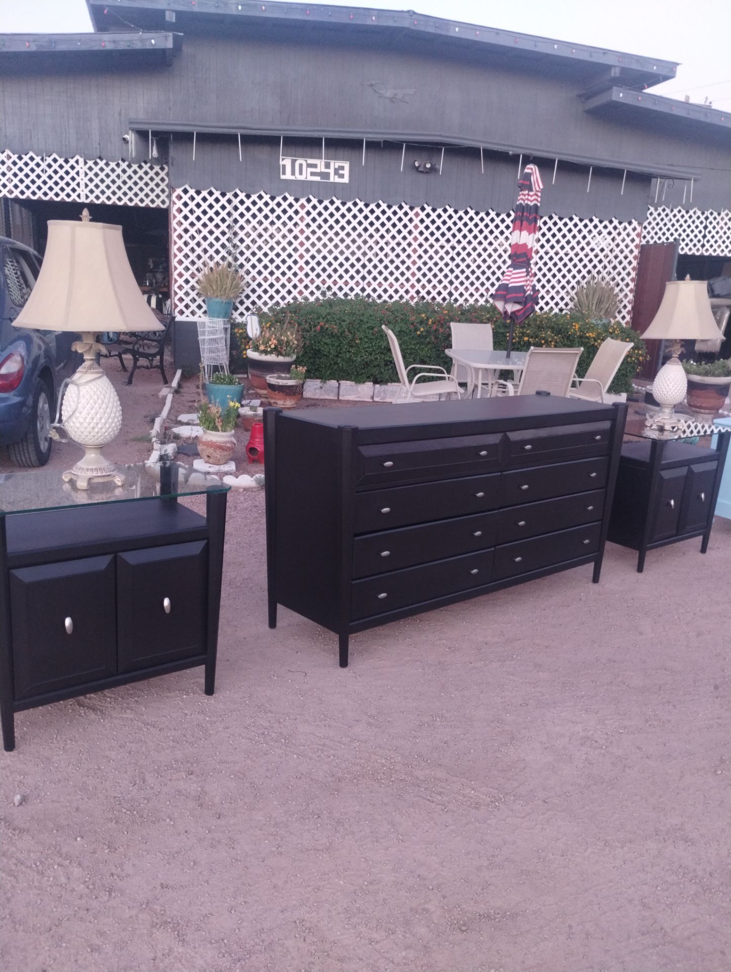 Black bedroom furniture