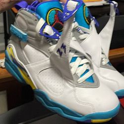 WMNS Air Jordan 8 Retro