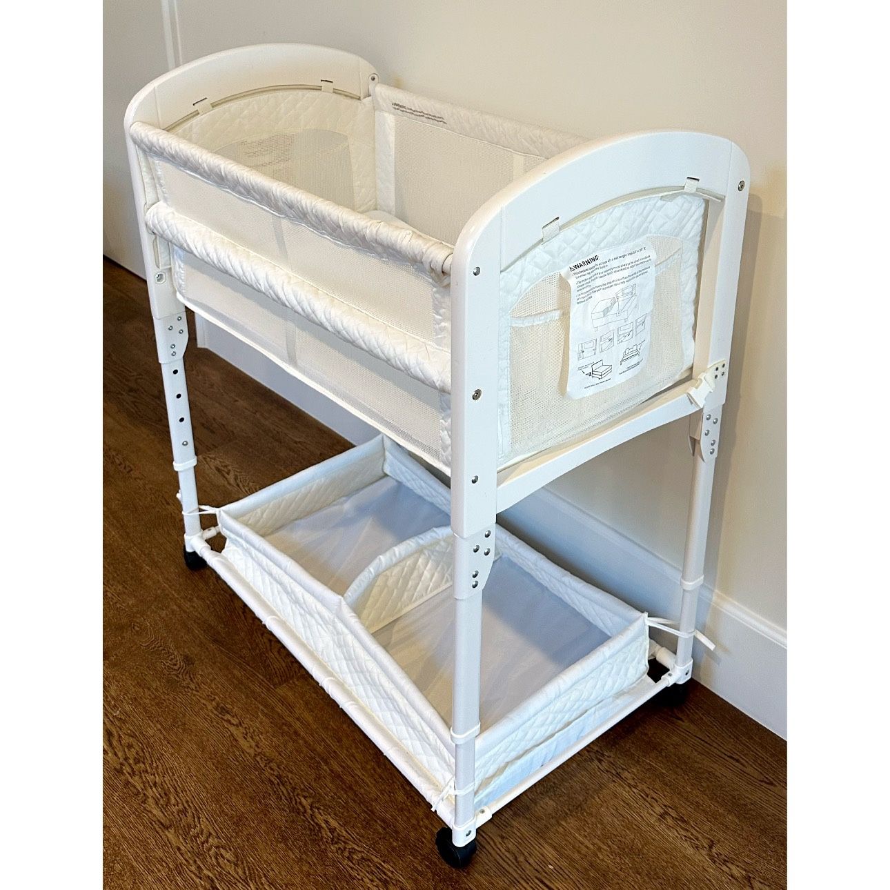 Arm's Reach Cambria Co Sleeper Bassinet in White