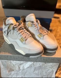 Jordan 4 Photon Dust size 10 New