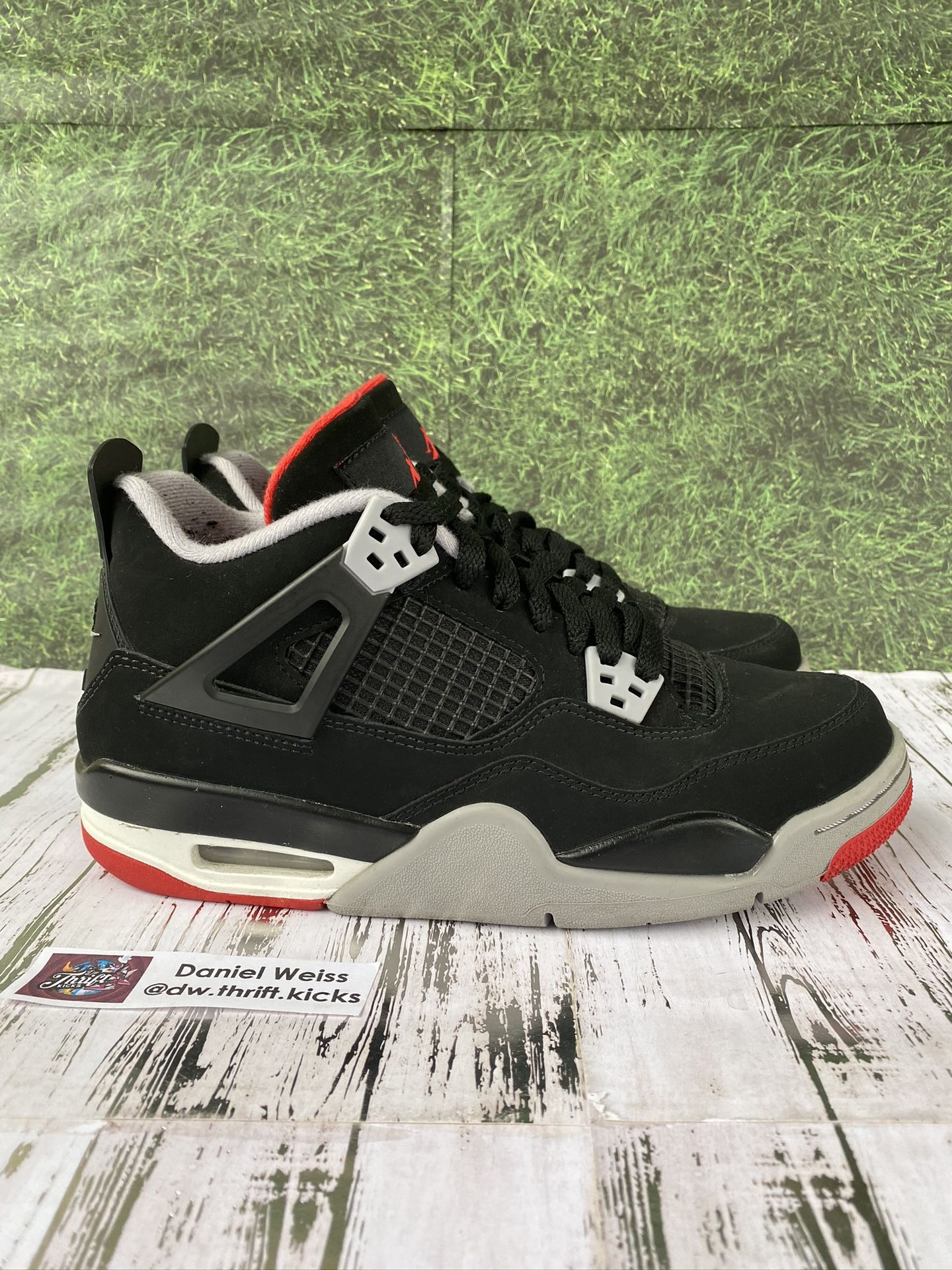 Nike Air Jordan Retro 4 IV Bred GS 2019 - Size 6Y