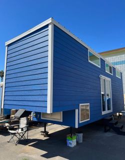 BRAND NEW TINY HOUSE ON WHEELS IDEAL GUEST HOUSE OR RENTAL OR ADU NO PERMIT NEEDED