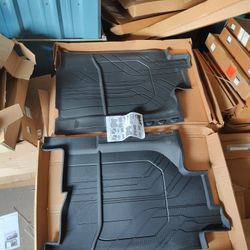 NEW 19-25 Chevy Floor Mats 