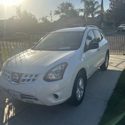 Nissan E 2015