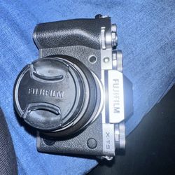 Fujifilm Xt5 W 35mm F2